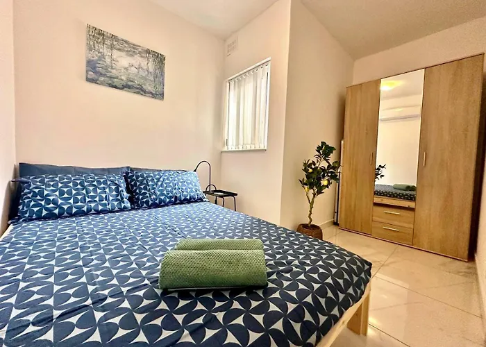 דירה Penthouse With Views Of Msida Yacht Marina And Valletta Santa Vennera