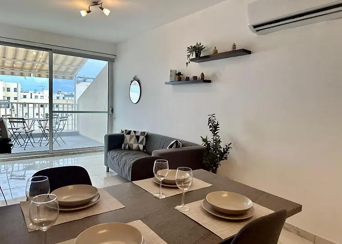 Apartman Penthouse With Views Of Msida Yacht Marina And Valletta Santa Venera